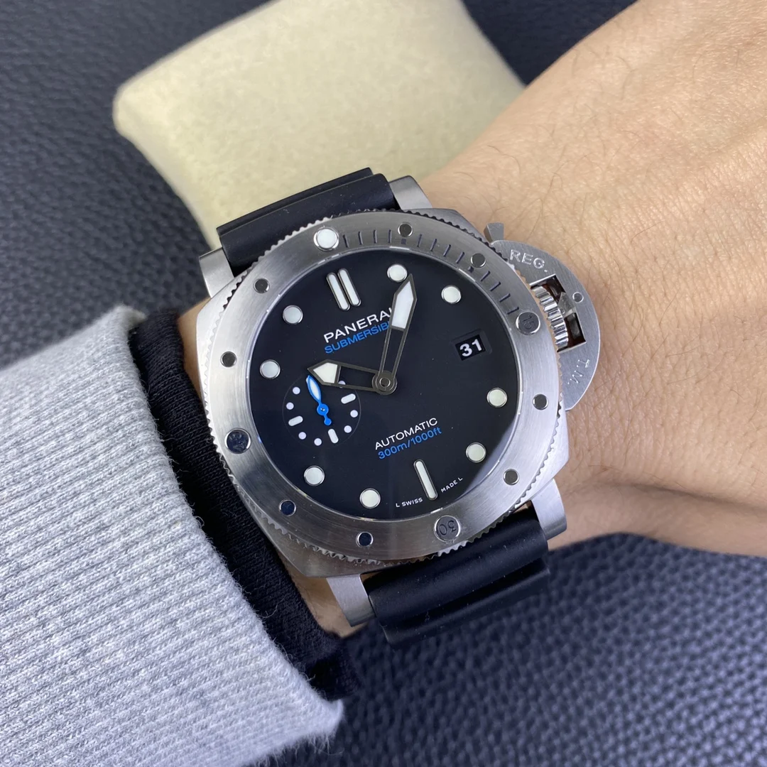 Panerai PAM01229