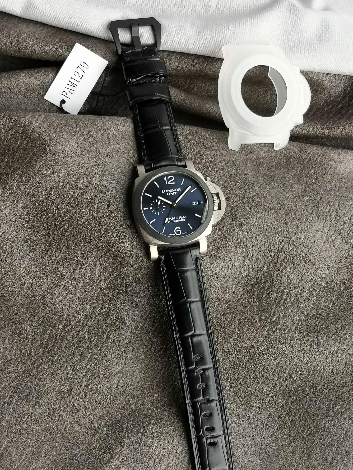 Panerai PAM01279 — photographed off the sweep