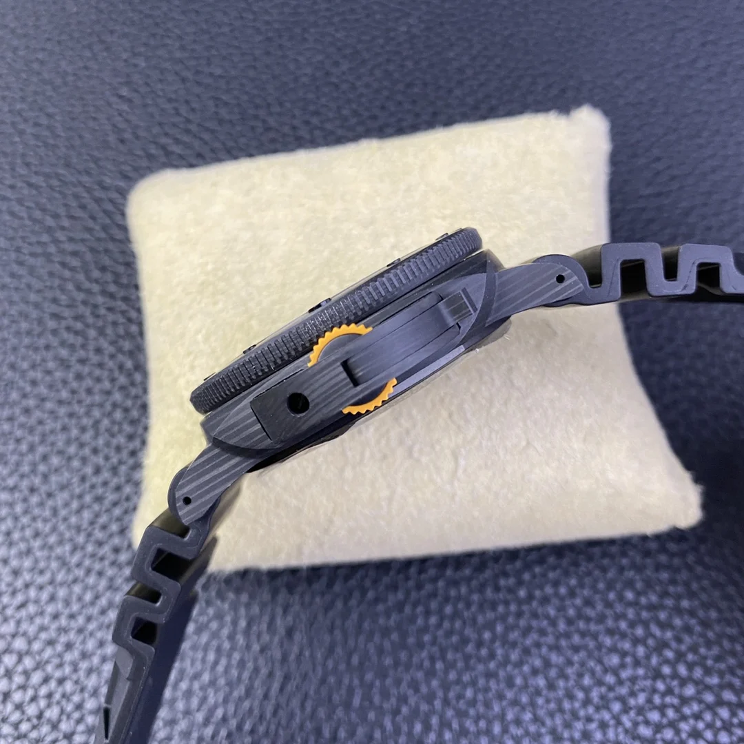 Panerai PAM01324 — photographed off the sweep