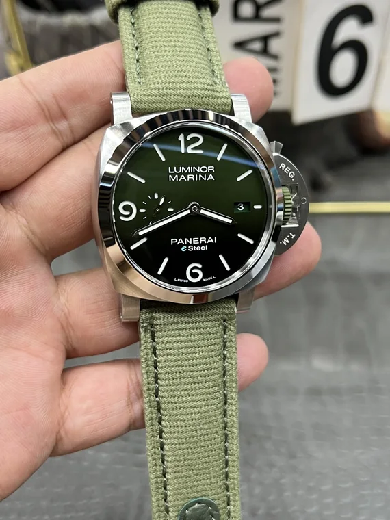 Panerai PAM01356