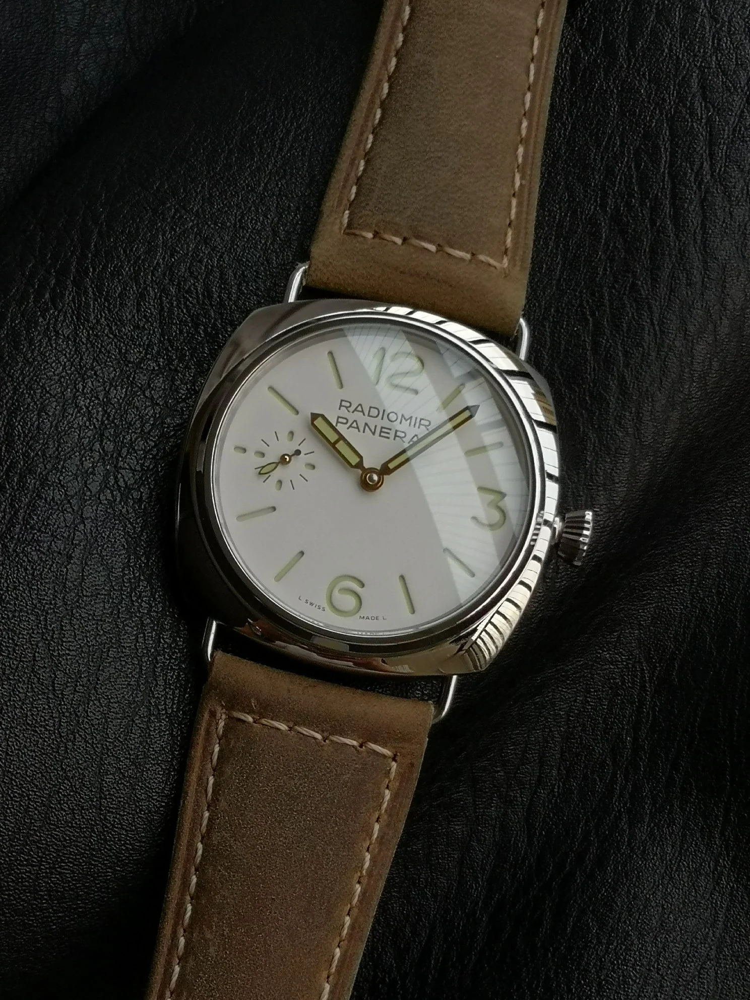 Panerai PAM01384 — photographed off the sweep