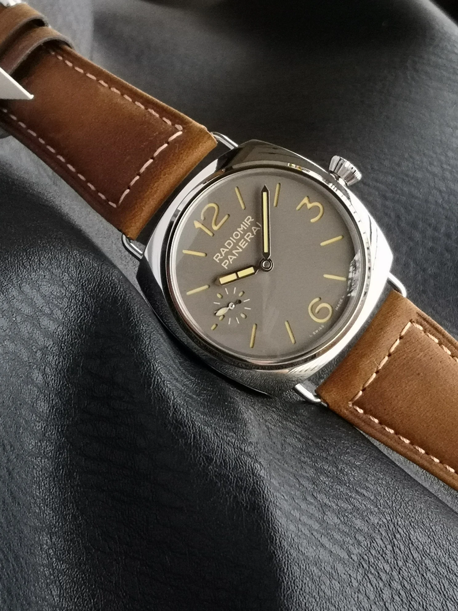Panerai PAM01385 — photographed off the sweep
