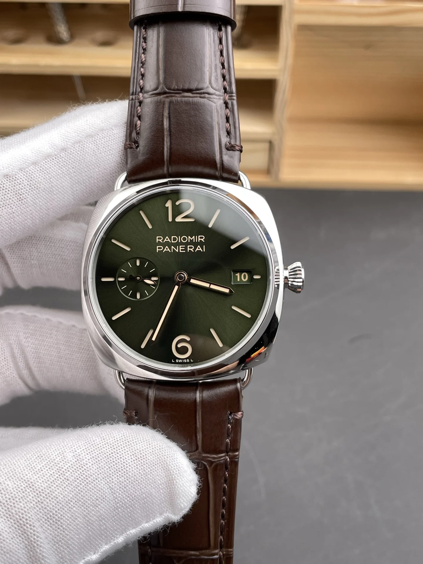 Panerai PAM01386 — photographed off the sweep