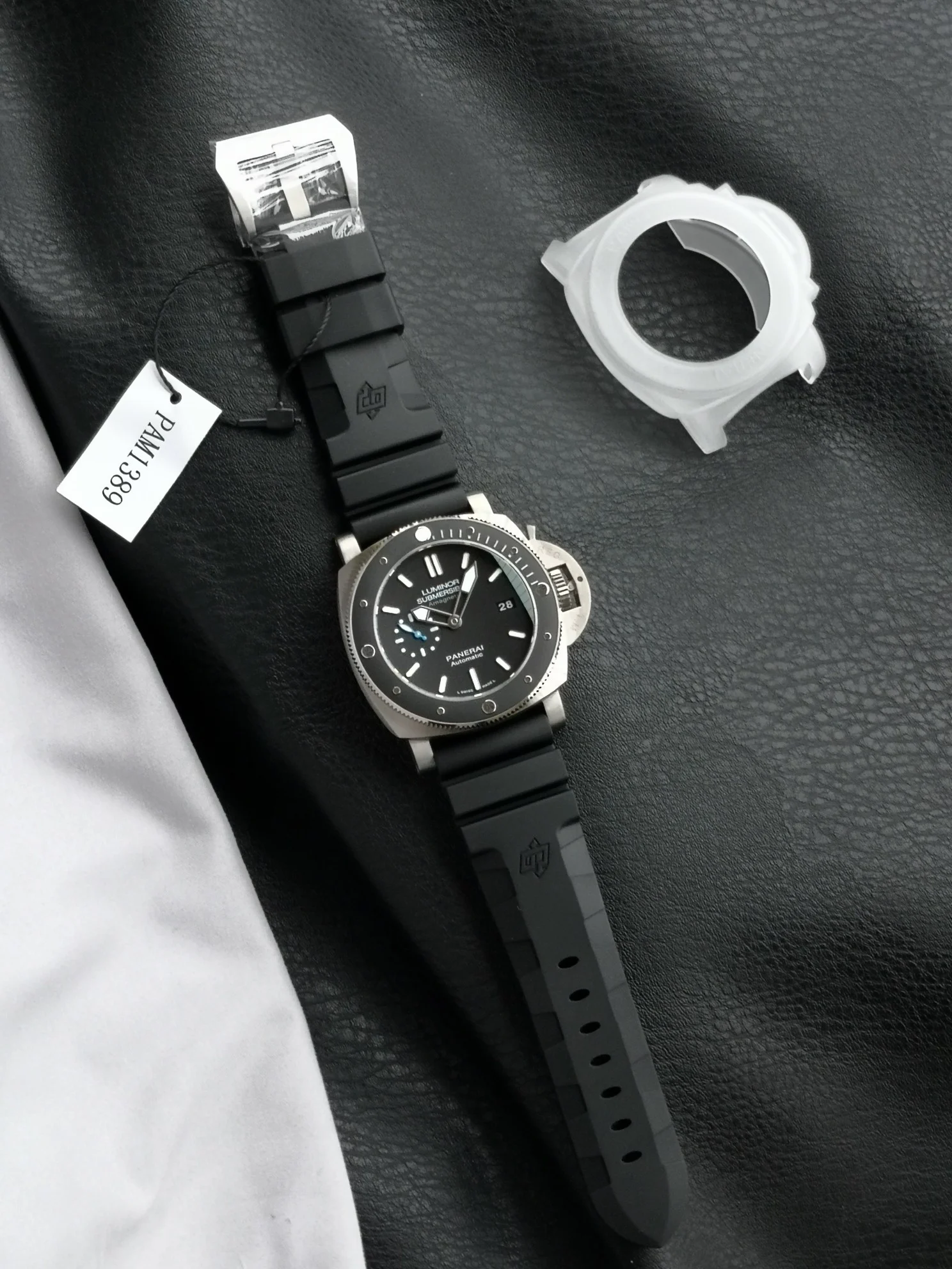 Panerai PAM01389 — photographed off the sweep