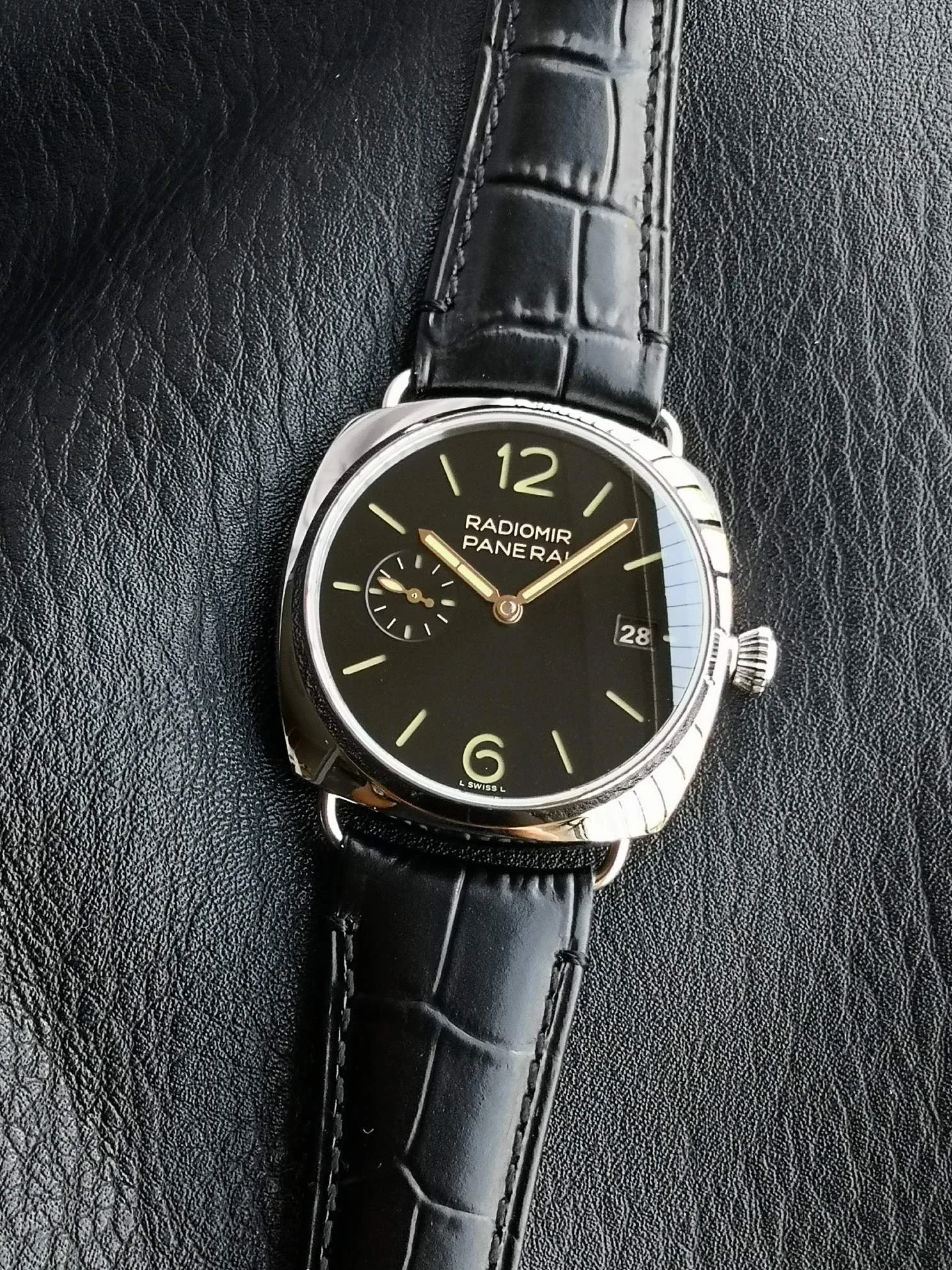 Panerai Steel Black Dial PAM01294 40mm — photographed off the sweep