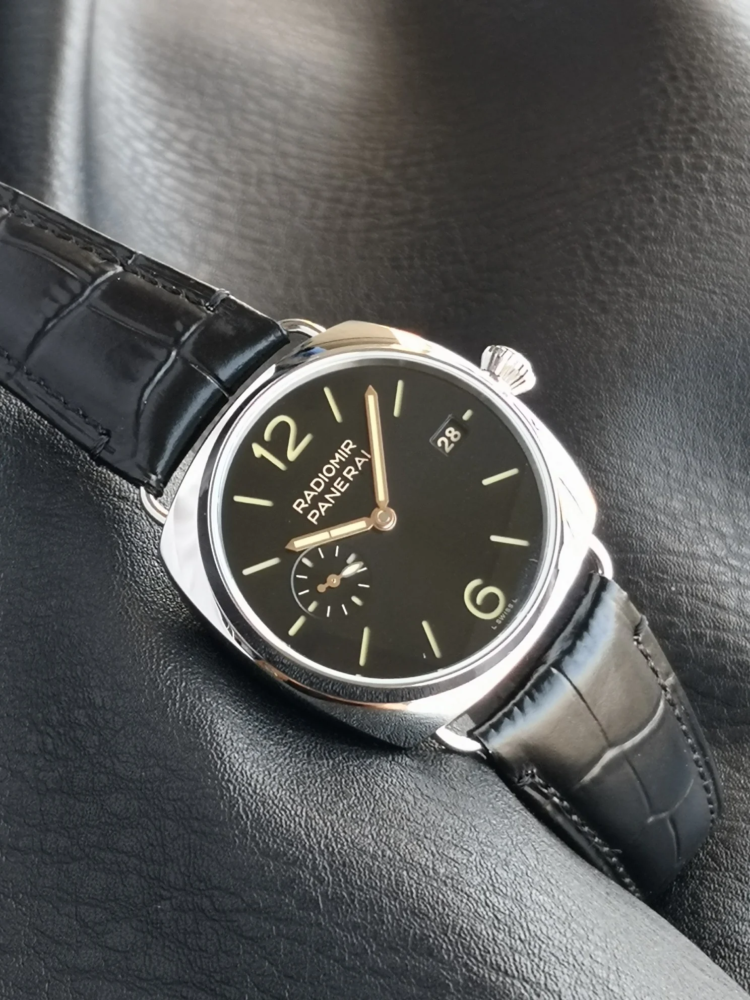 Panerai Steel Black Dial PAM01294 40mm — photographed off the sweep