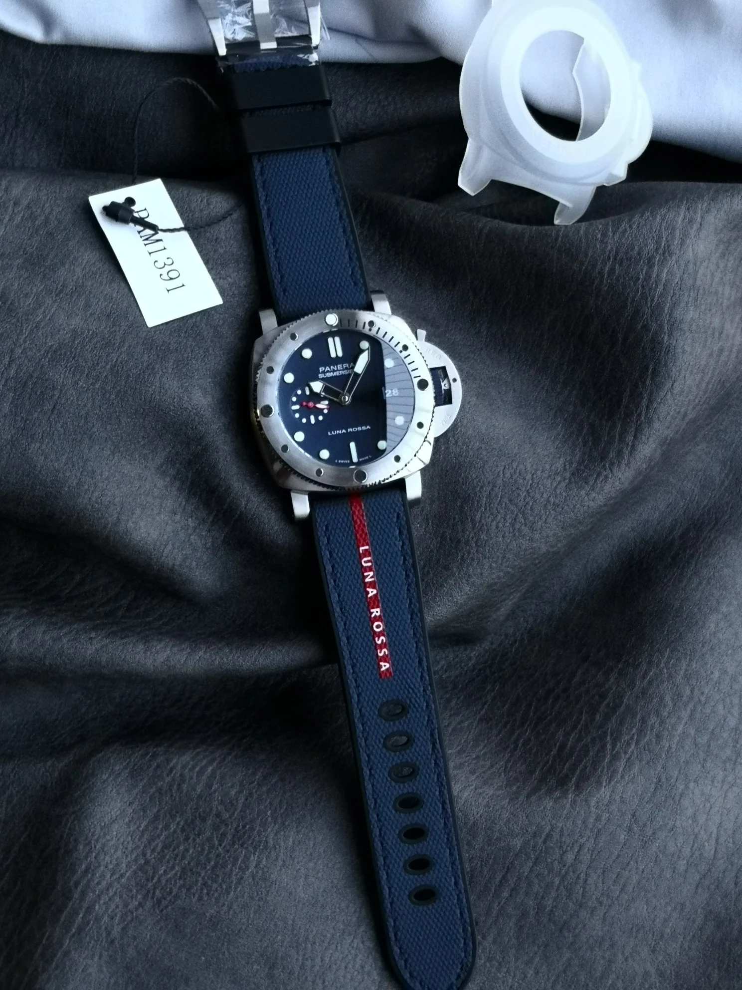 Panerai Submersible PAM01391