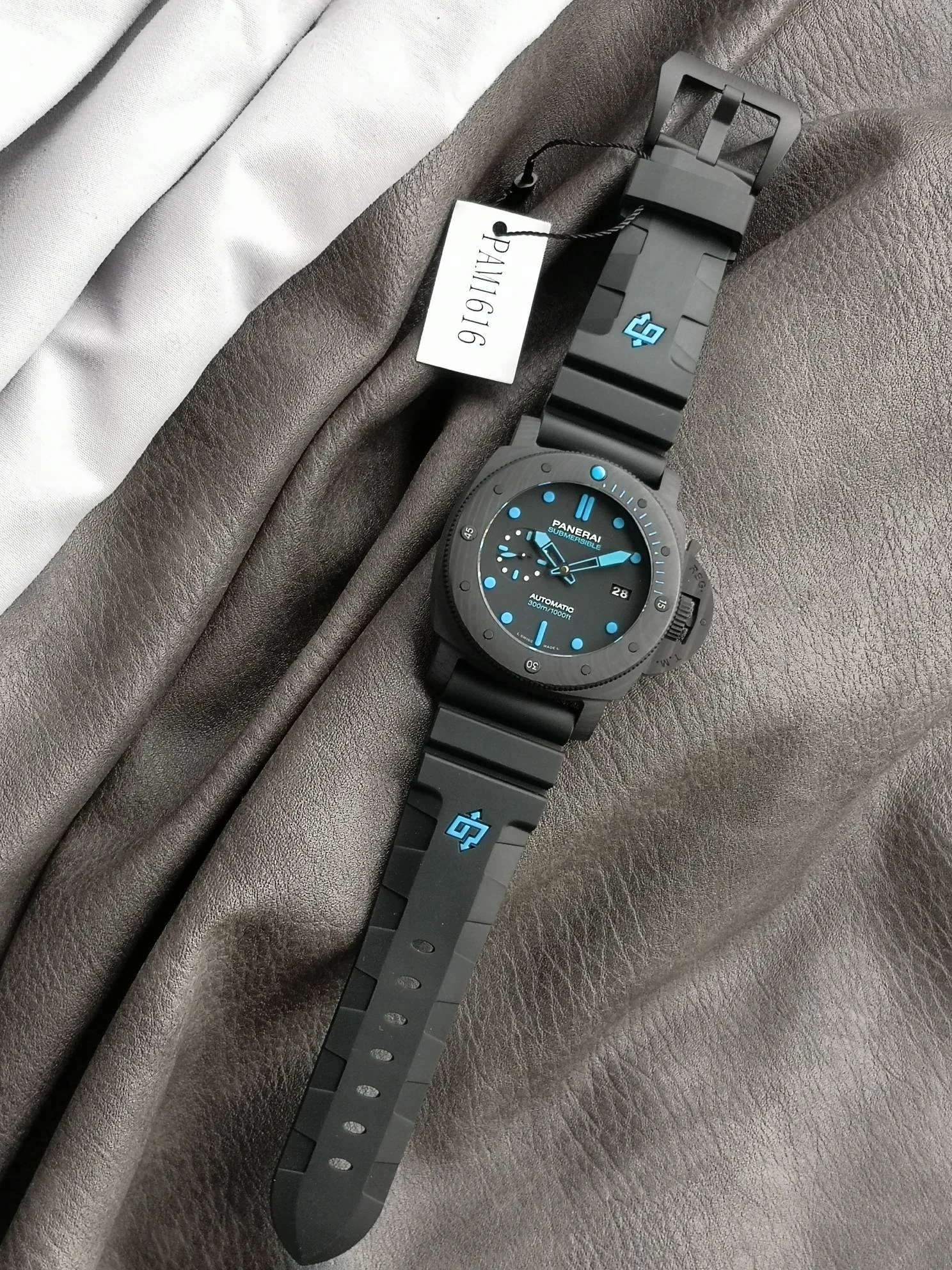 Panerai Submersible PAM01616 — photographed off the sweep