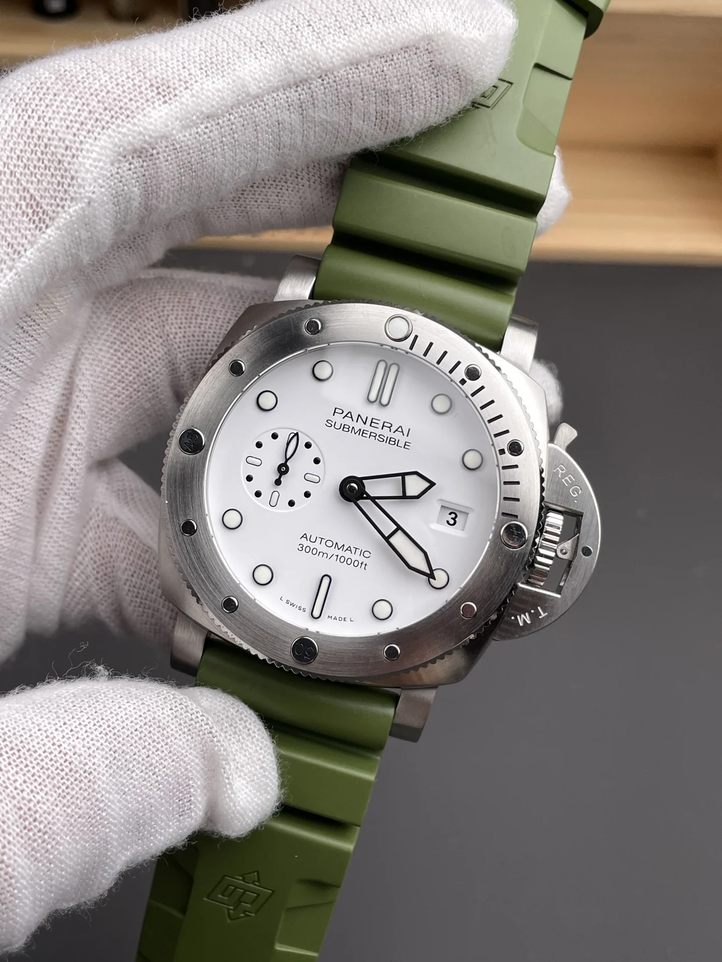 Panerai White Dial PAM01226 — photographed off the sweep
