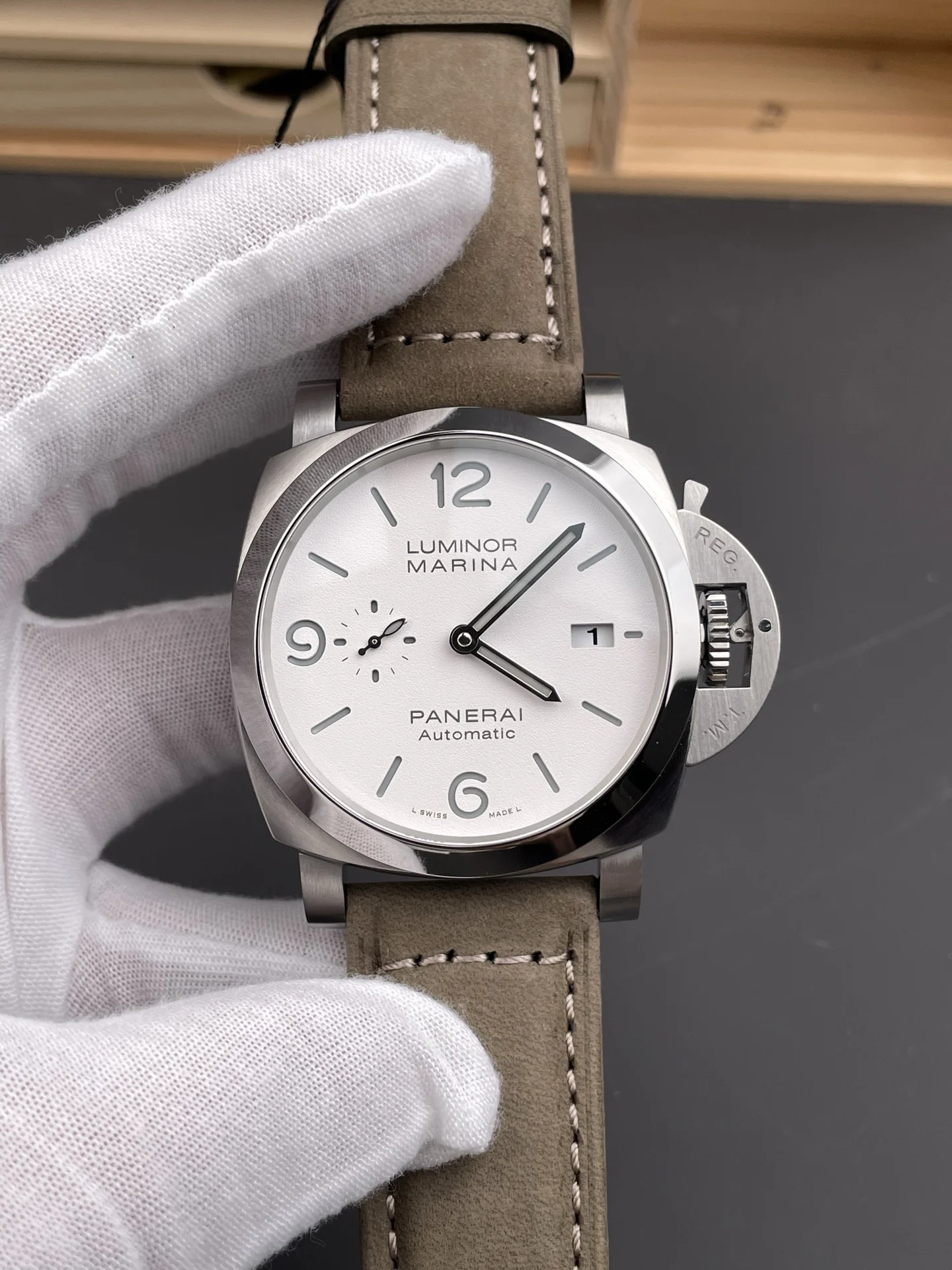 Panerai White Dial PAM01314 42mm