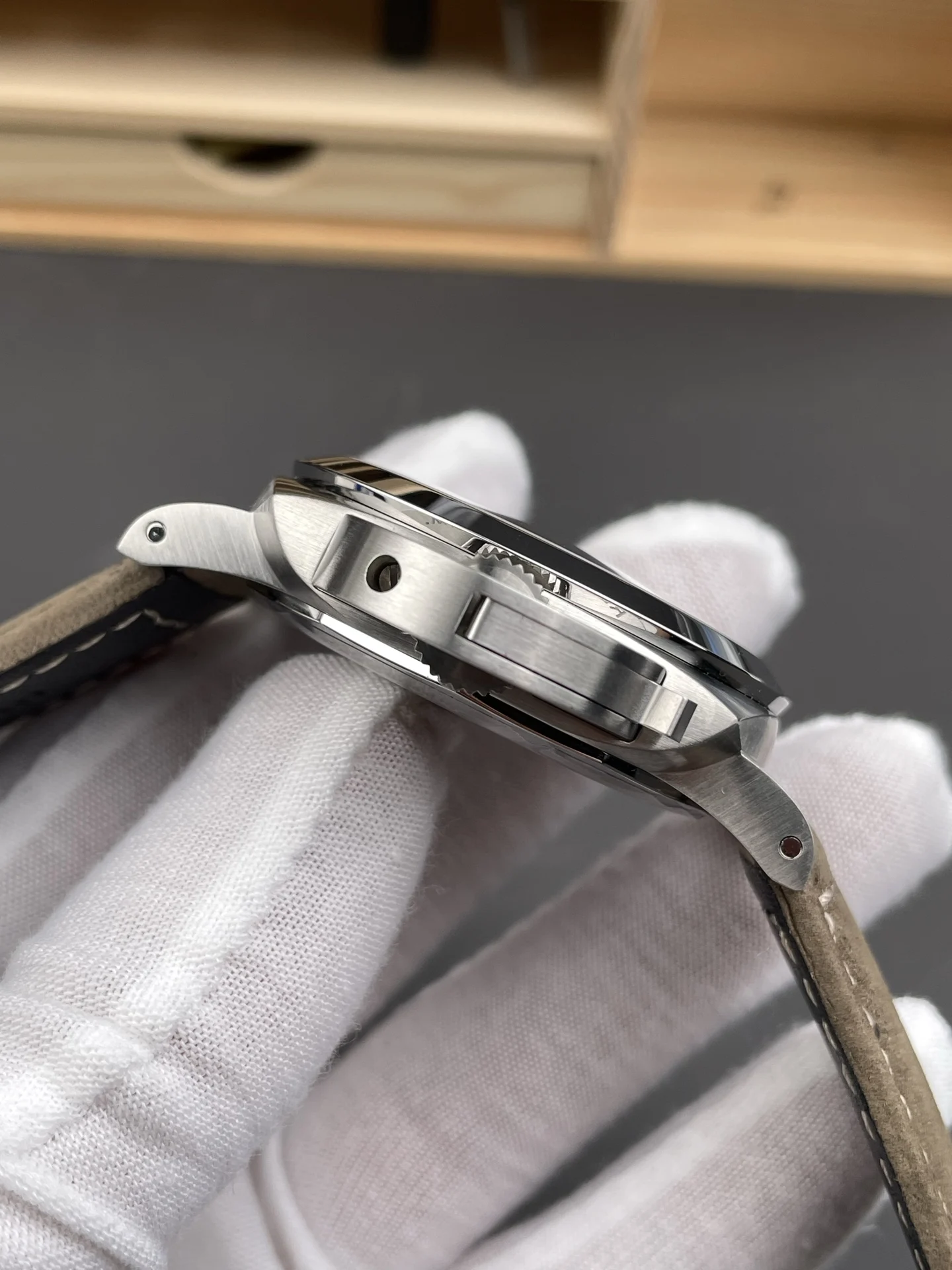 Panerai White Dial PAM01314 42mm — photographed off the sweep