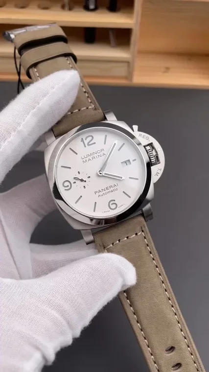Panerai White Dial PAM01314 42mm