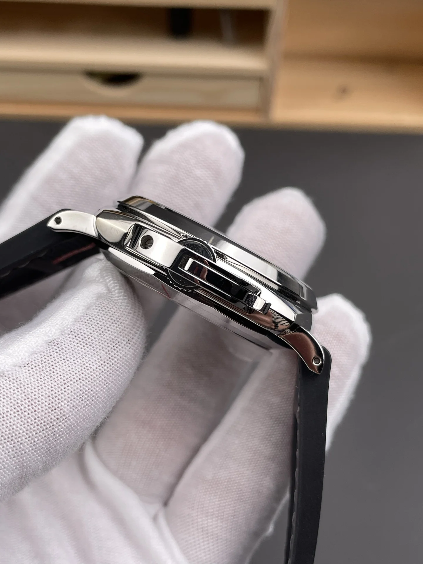 Panerai White Dial PAM01381 42mm — photographed off the sweep