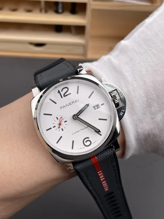 Panerai White Dial PAM01381 42mm
