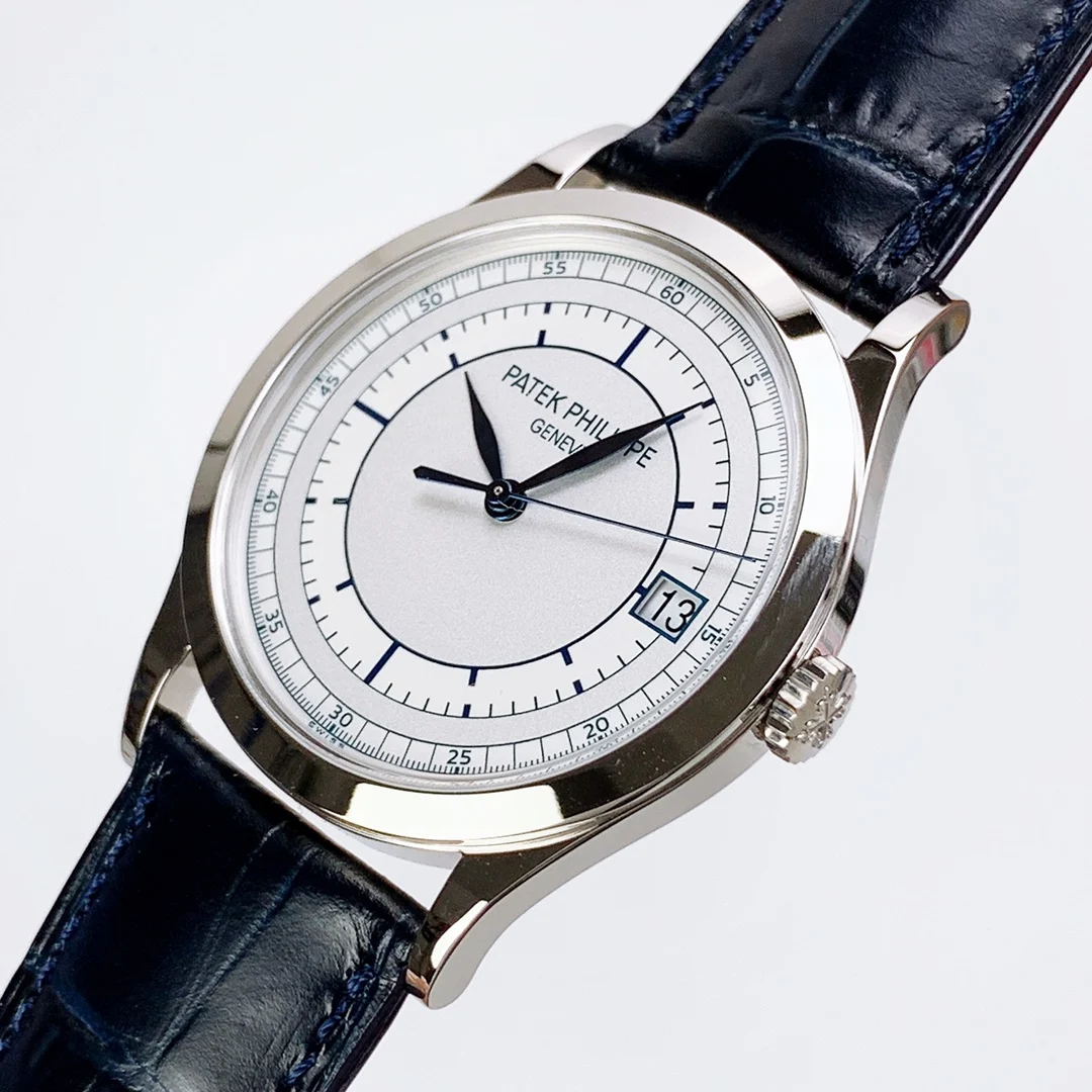 Patek Philippe 38mm — detail