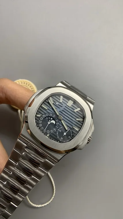 Patek Philippe 5712