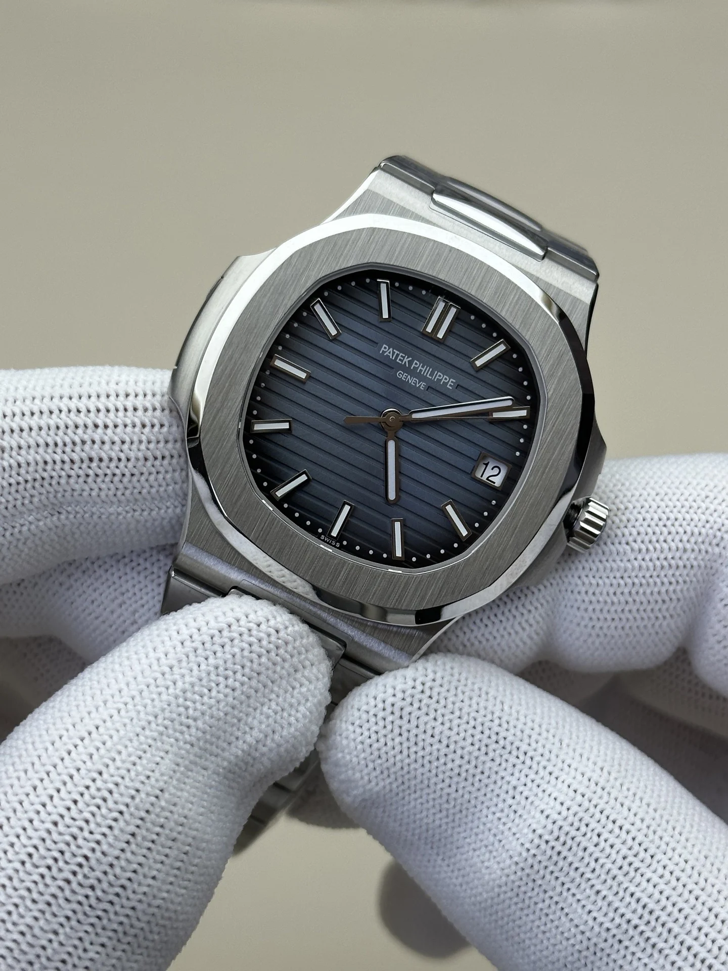 Patek Philippe 5811 330 movement — photographed off the sweep