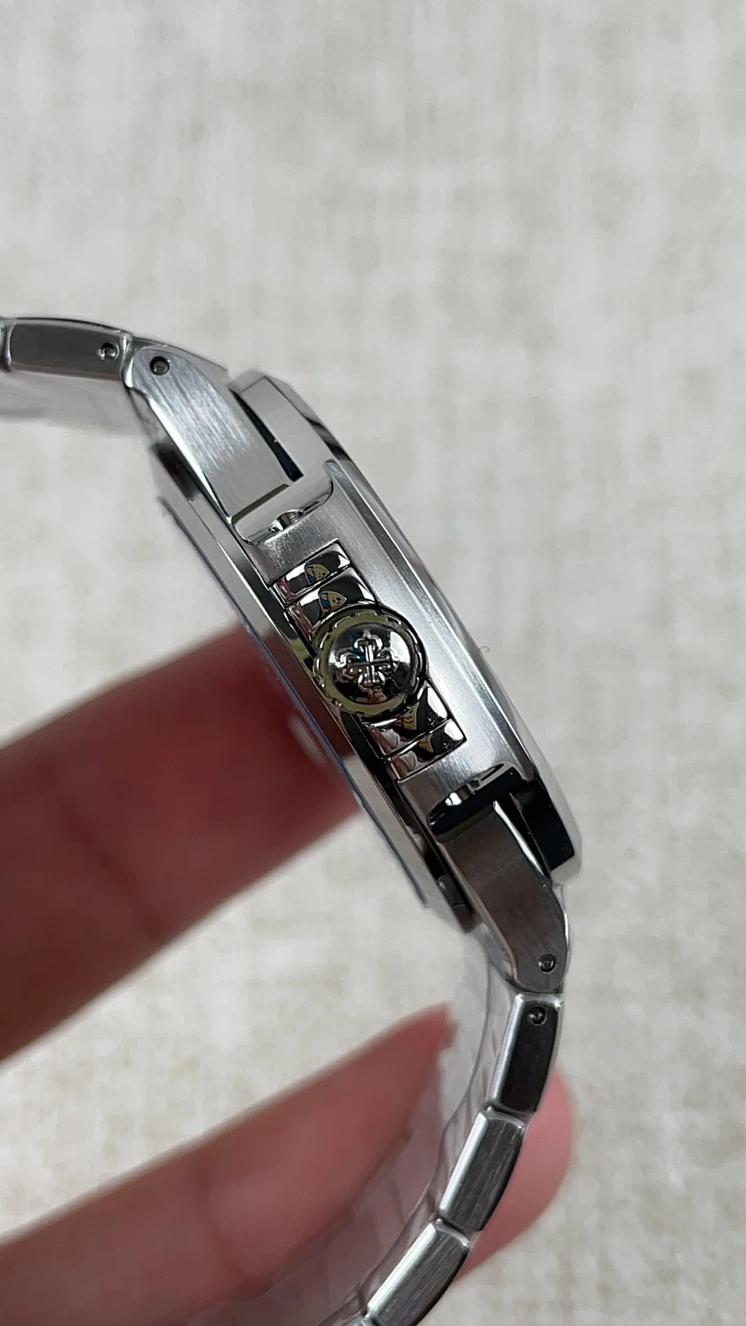 Patek Philippe 7118 — photographed off the sweep