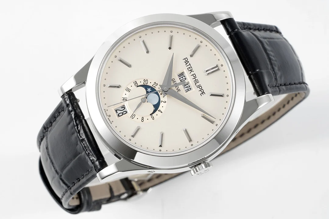 Patek Philippe Annual Calendar Grey Dial 5396 38mm — detail