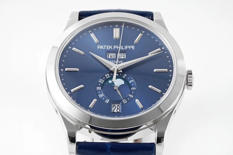 Patek Philippe Annual Calendar Grey Dial 5396 38mm — detail