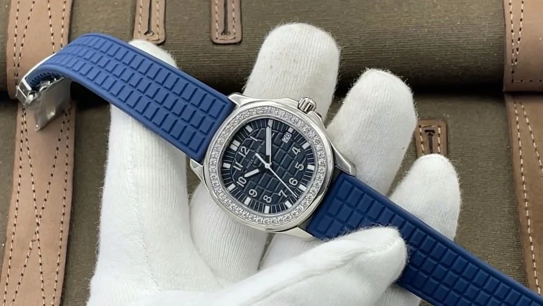 Patek Philippe Aquanaut 35.6mm