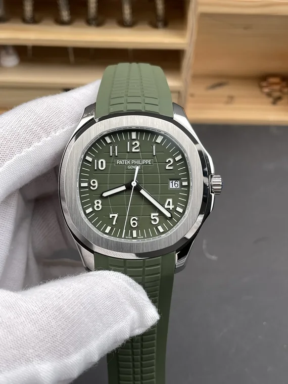 Patek Philippe Aquanaut 5168G 42mm