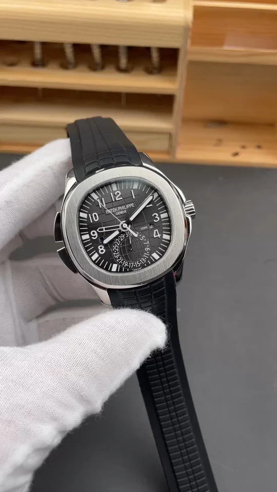 Patek Philippe Aquanaut Black Dial 5164