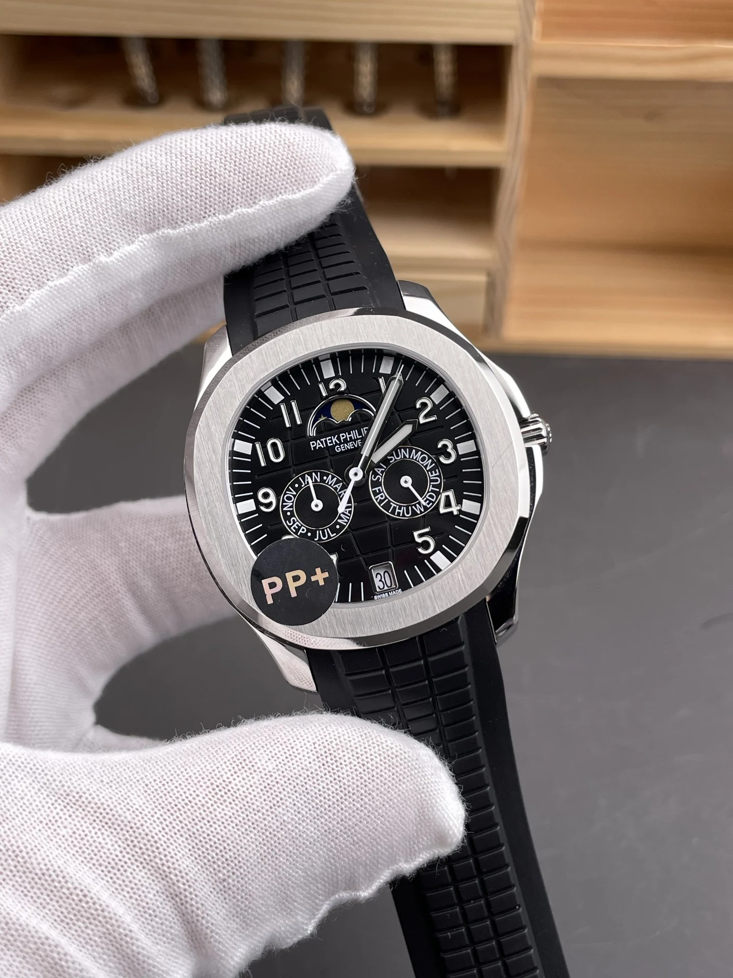 Patek Philippe Aquanaut Black Dial 5261 39.9mm — photographed off the sweep