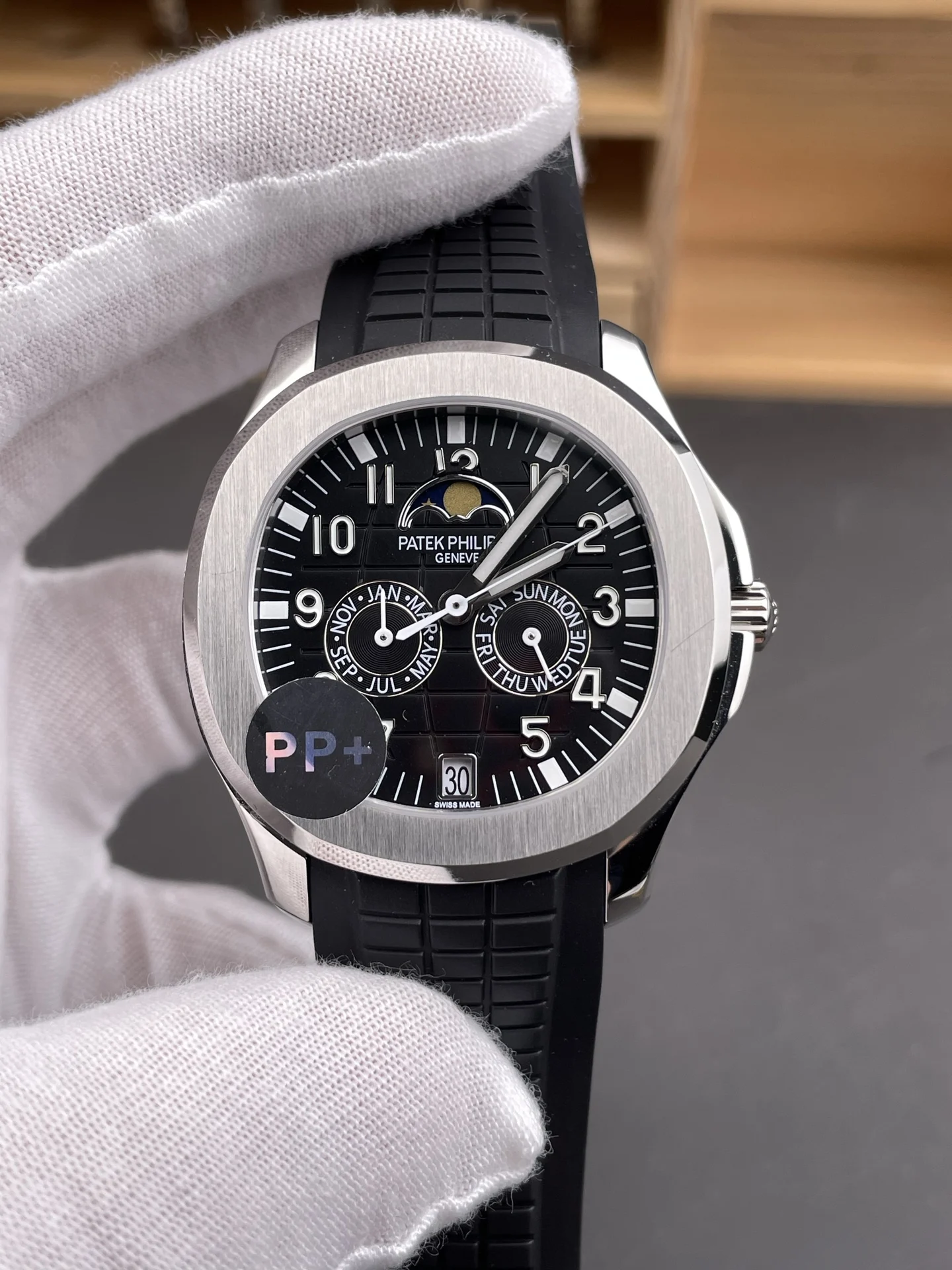Patek Philippe Aquanaut Black Dial 5261 39.9mm — photographed off the sweep