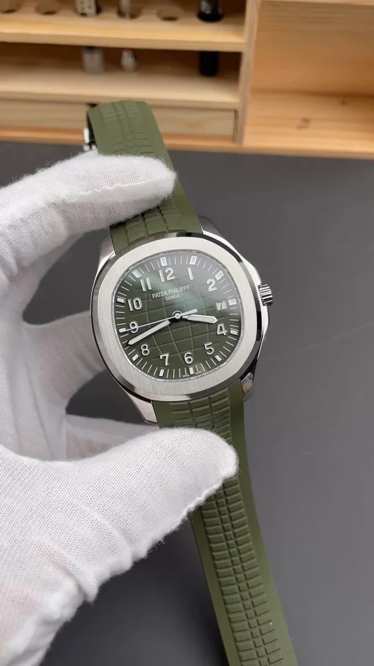Patek Philippe Aquanaut Green Dial 5168G