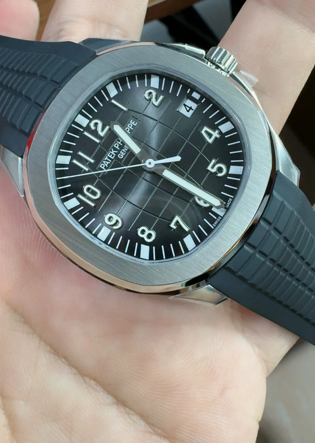 Patek Philippe Aquanaut Grey Dial 5167 — photographed off the sweep