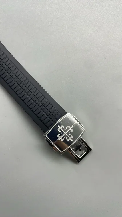 Patek Philippe Aquanaut Grey Dial 5167