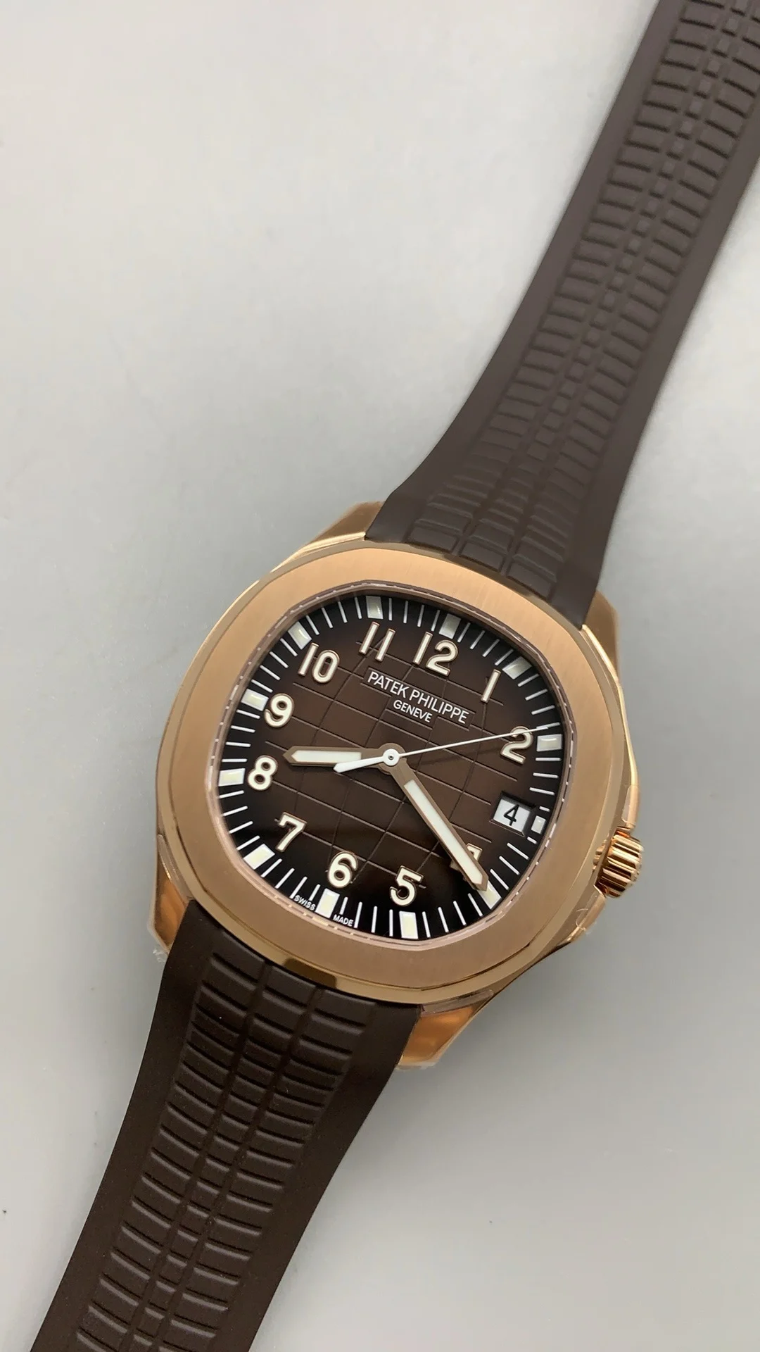Patek Philippe Aquanaut Rose Gold — photographed off the sweep
