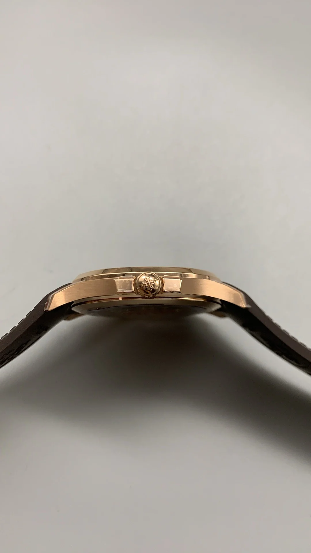 Patek Philippe Aquanaut Rose Gold — photographed off the sweep