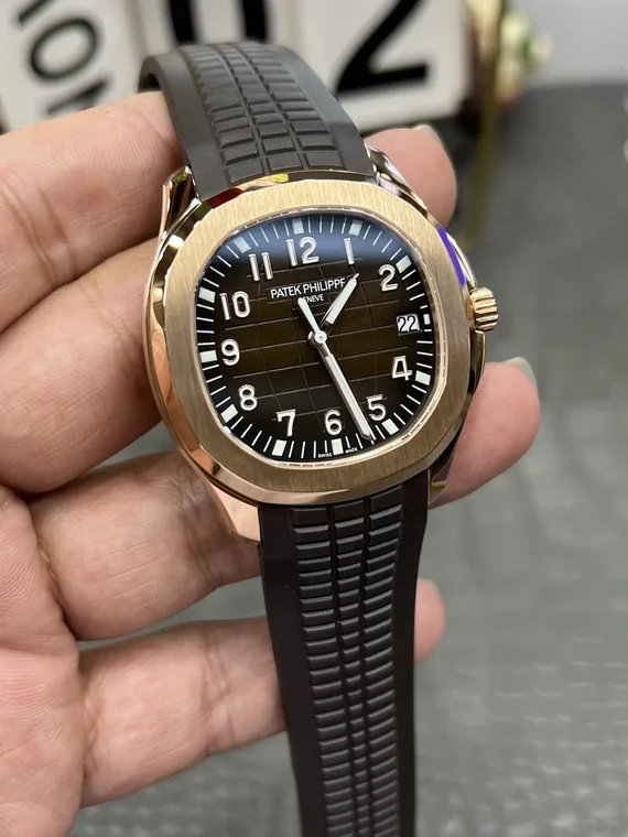 Patek Philippe Aquanaut Rose Gold