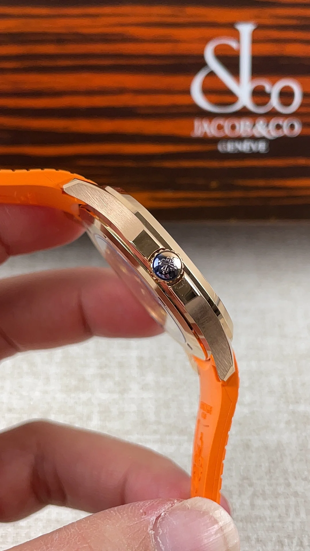 Patek Philippe Aquanaut Rose Gold — photographed off the sweep