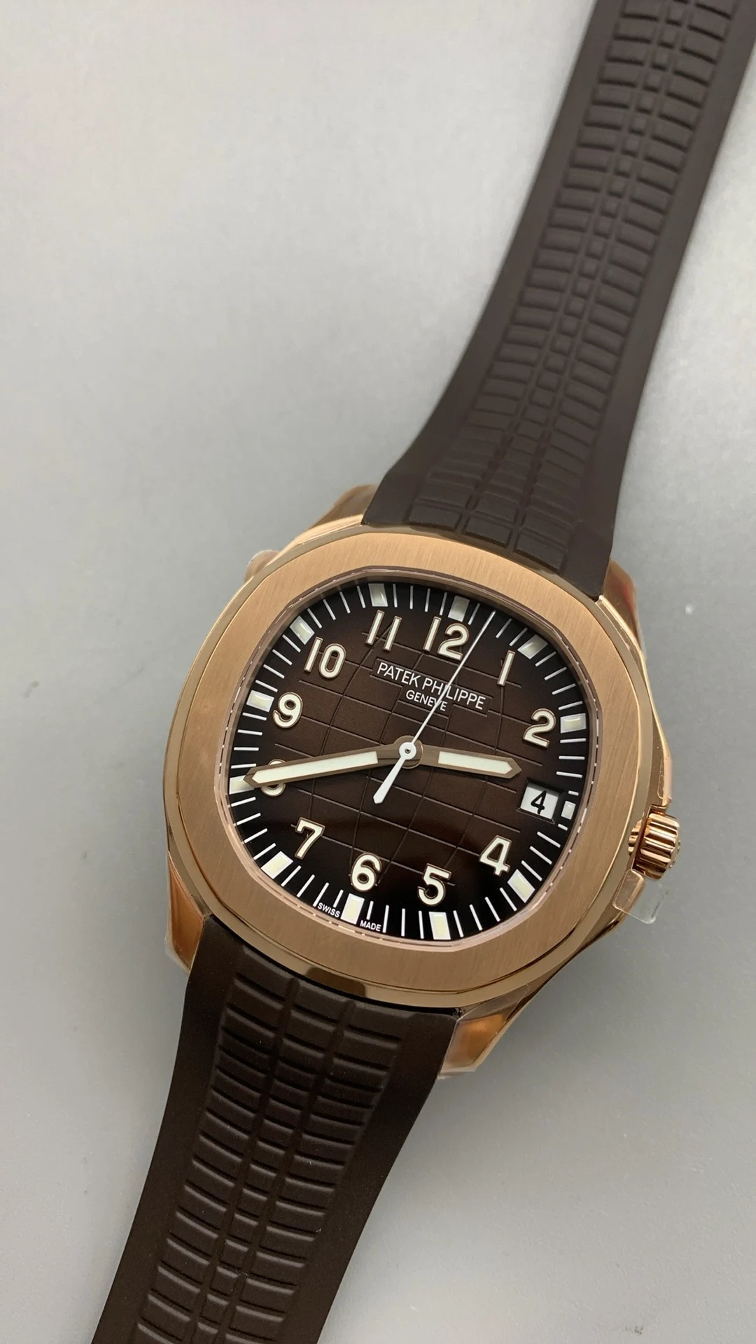 Patek Philippe Aquanaut Rose Gold 5167 — photographed off the sweep