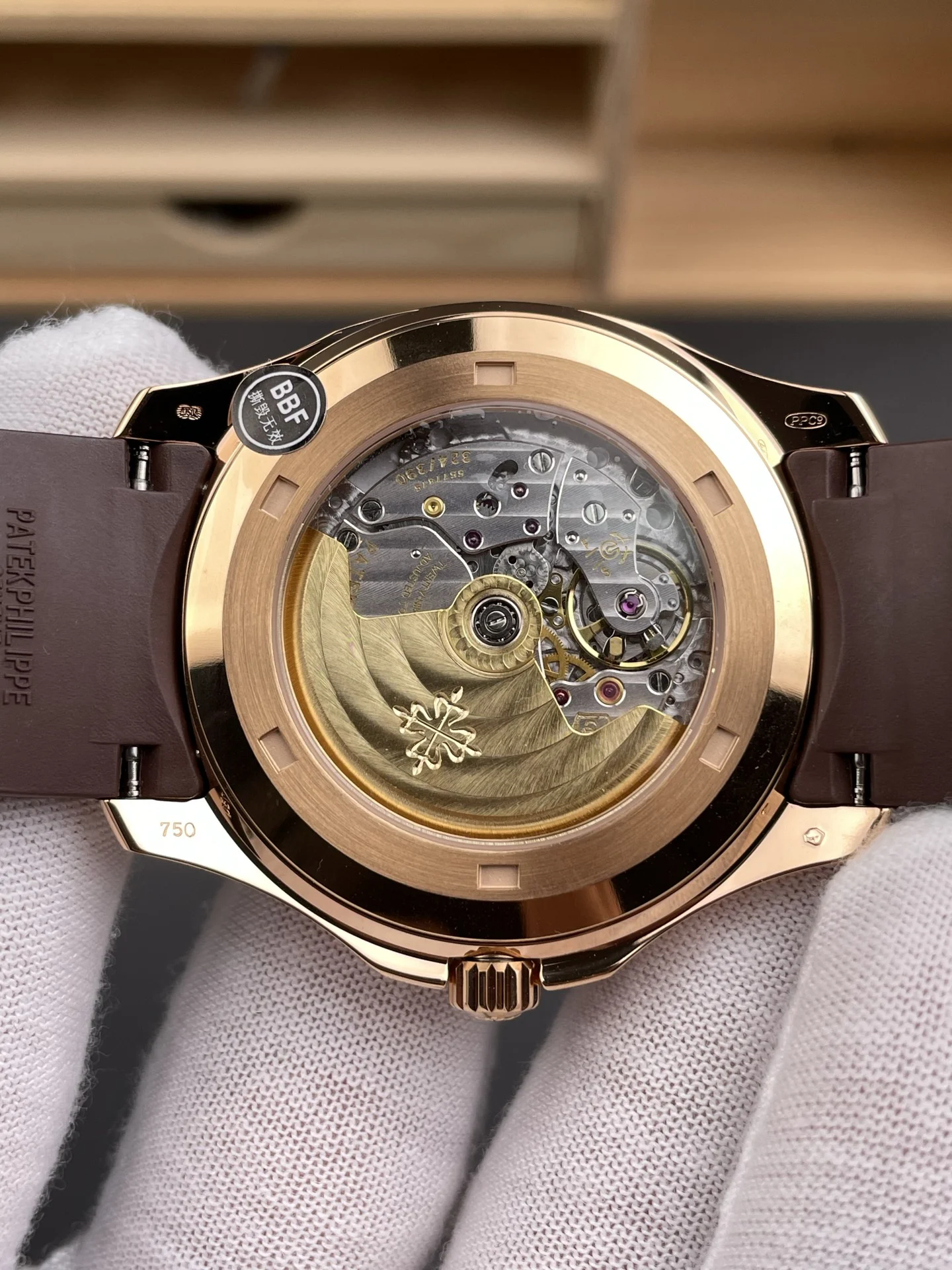Patek Philippe Aquanaut Rose Gold Brown Dial 5167R 40mm — photographed off the sweep