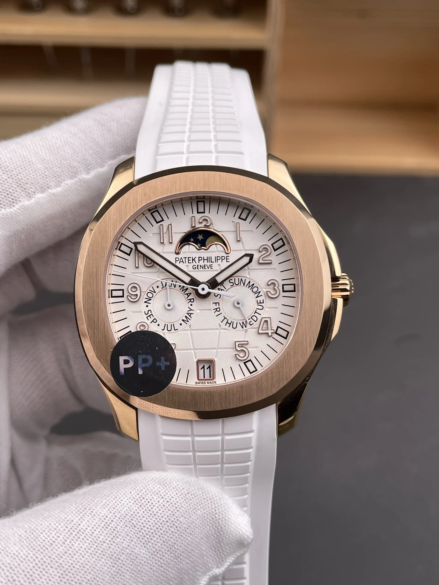 Patek Philippe Aquanaut Rose Gold White Dial 5261 — photographed off the sweep