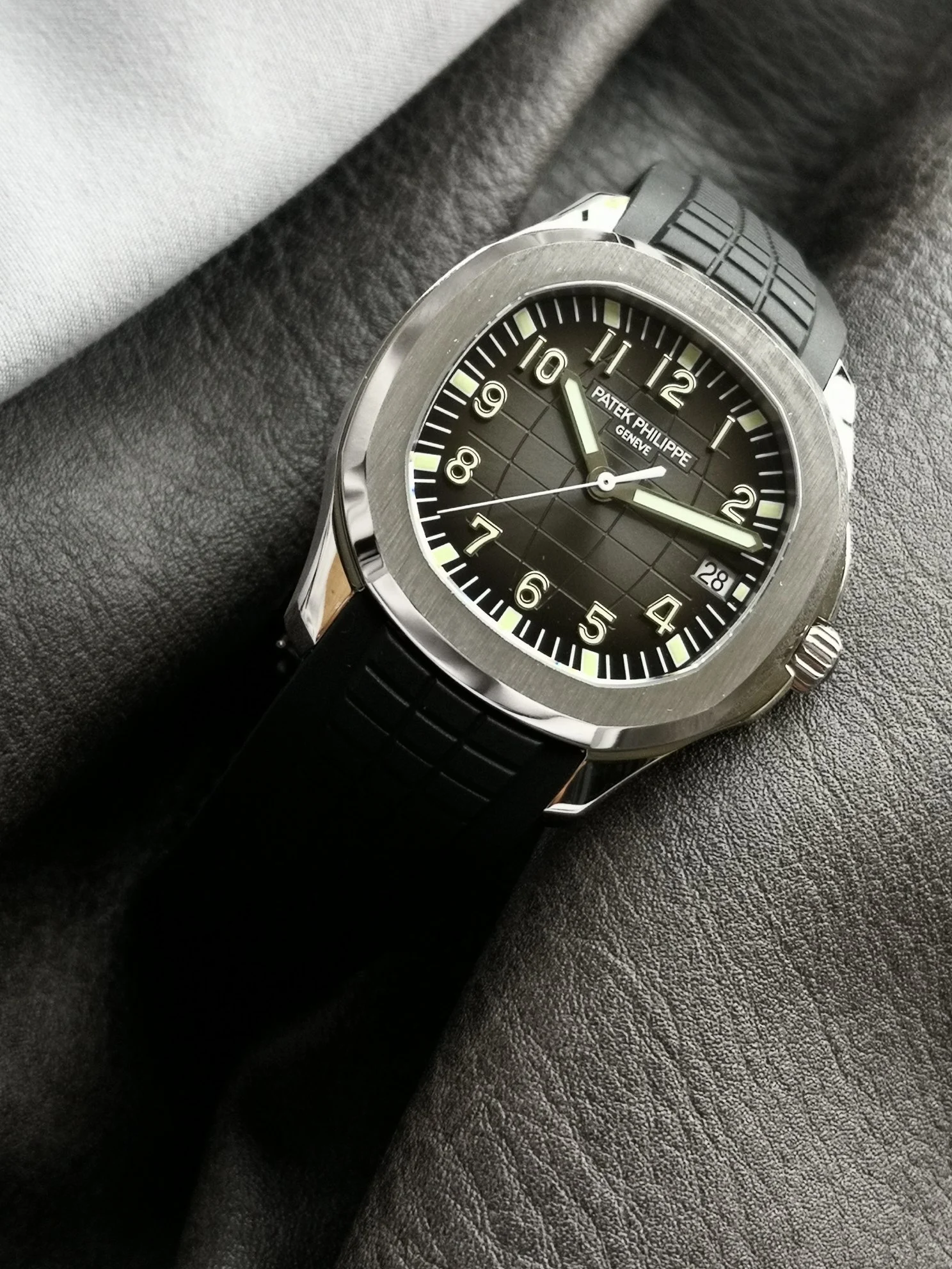 Patek Philippe Aquanaut Steel 40mm