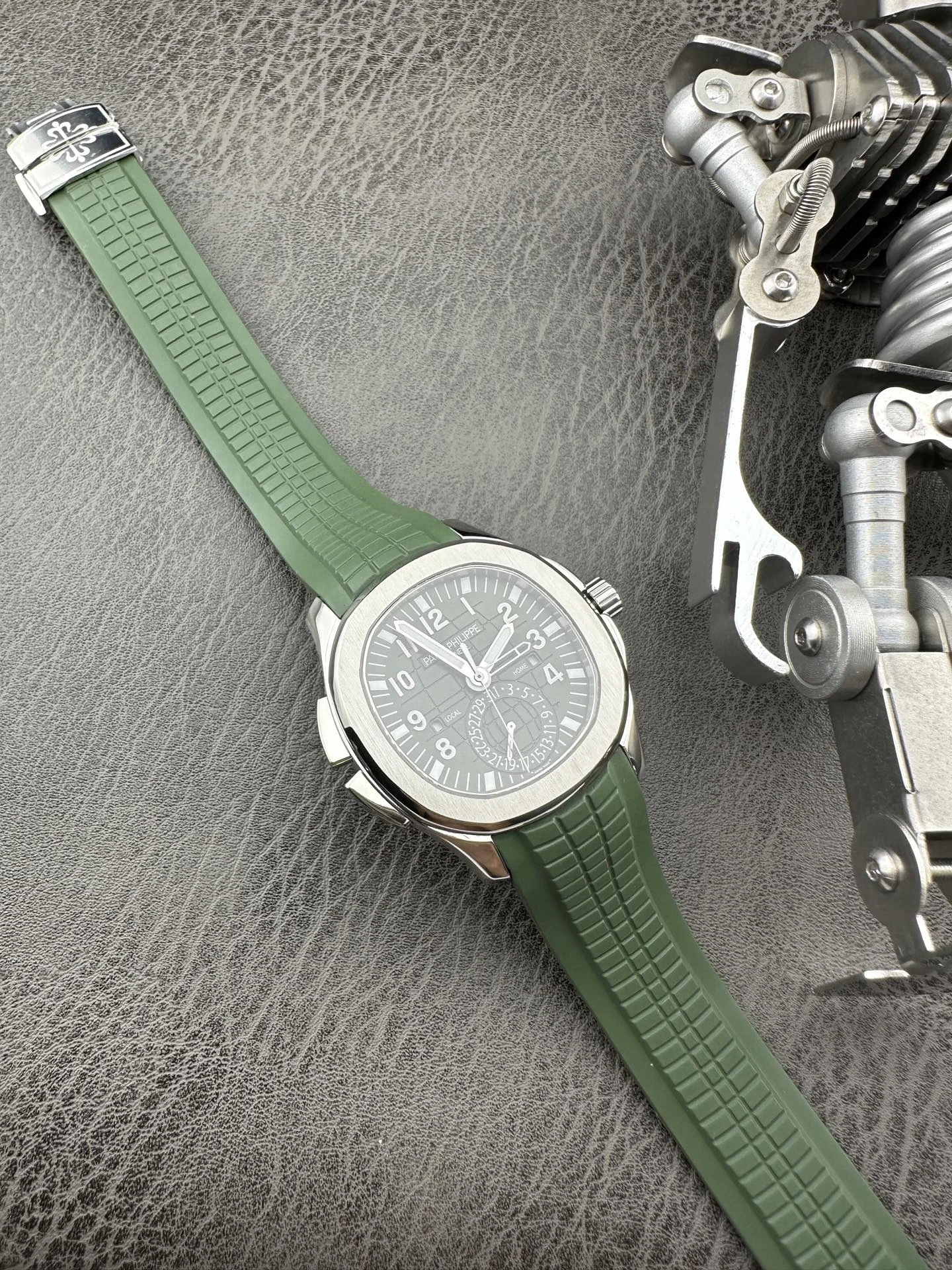 Patek Philippe Aquanaut Steel Blue Dial 40.8mm