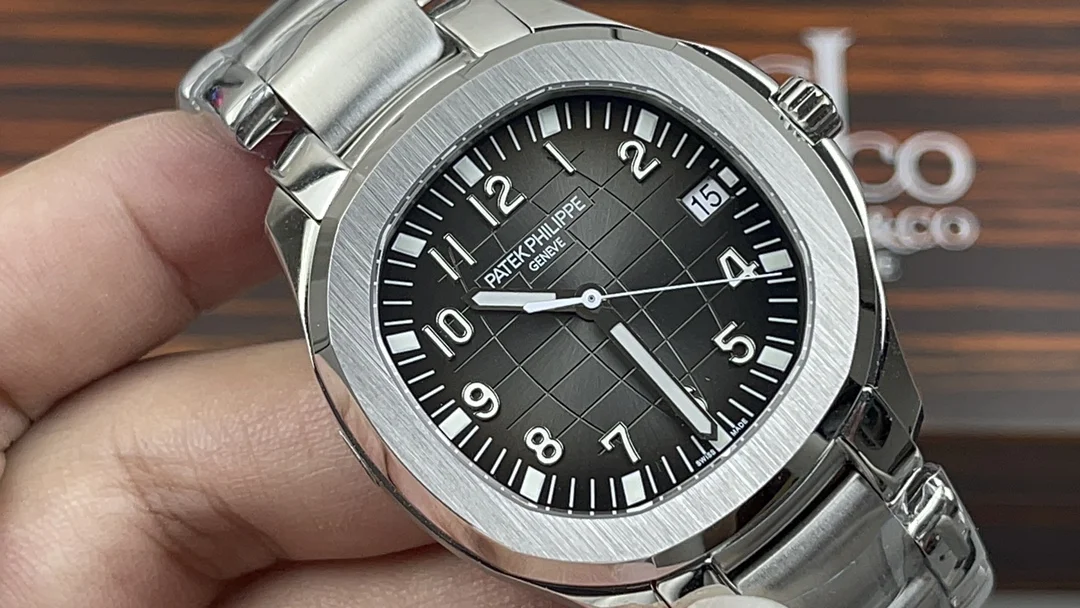 Patek Philippe Aquanaut Steel — photographed off the sweep