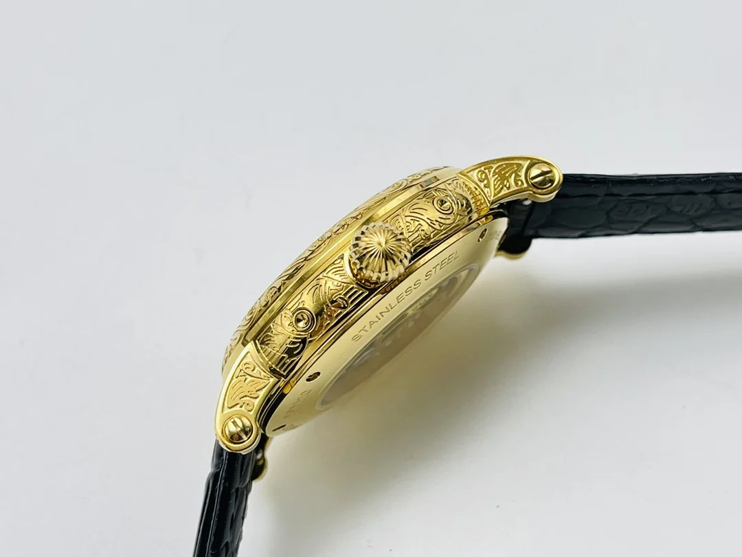Patek Philippe Calatrava Perpetual Calendar 42mm — photographed off the sweep