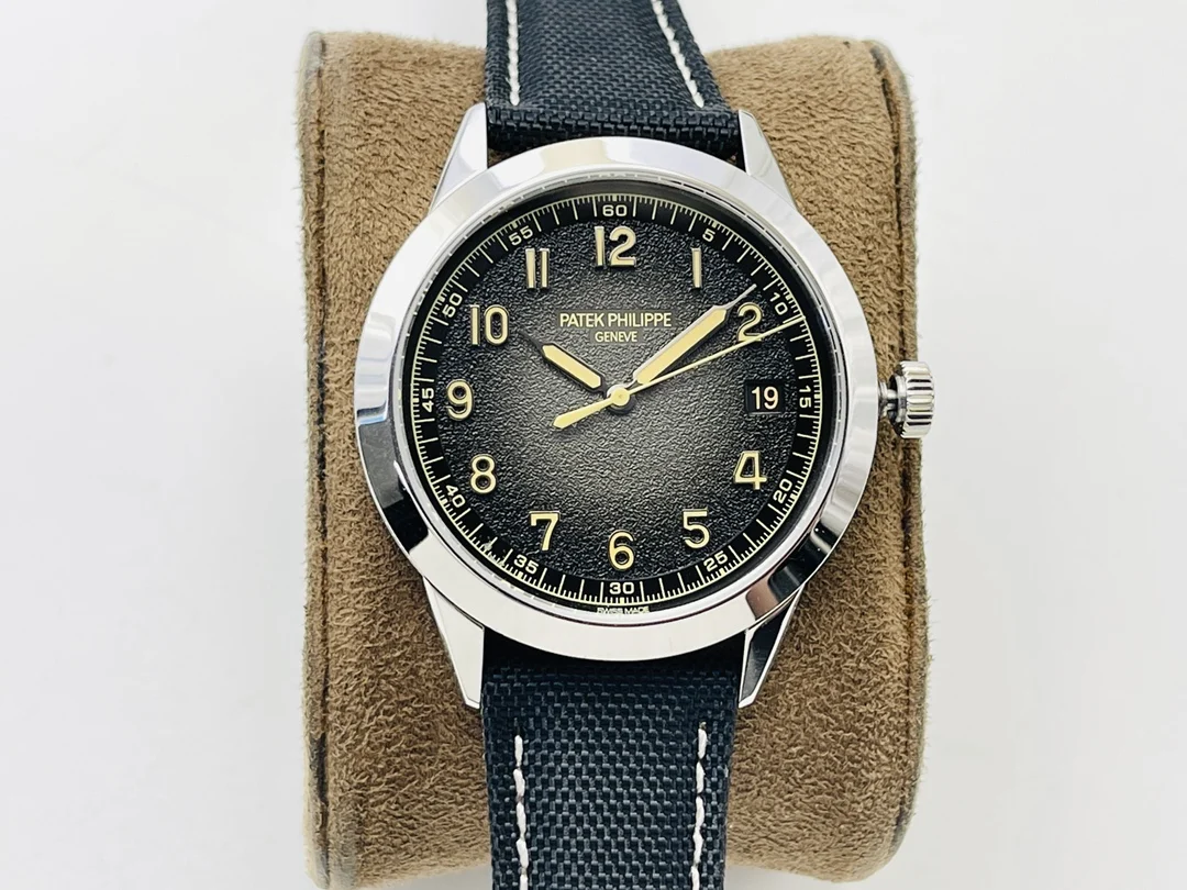 Patek Philippe Calatrava White Gold — photographed off the sweep