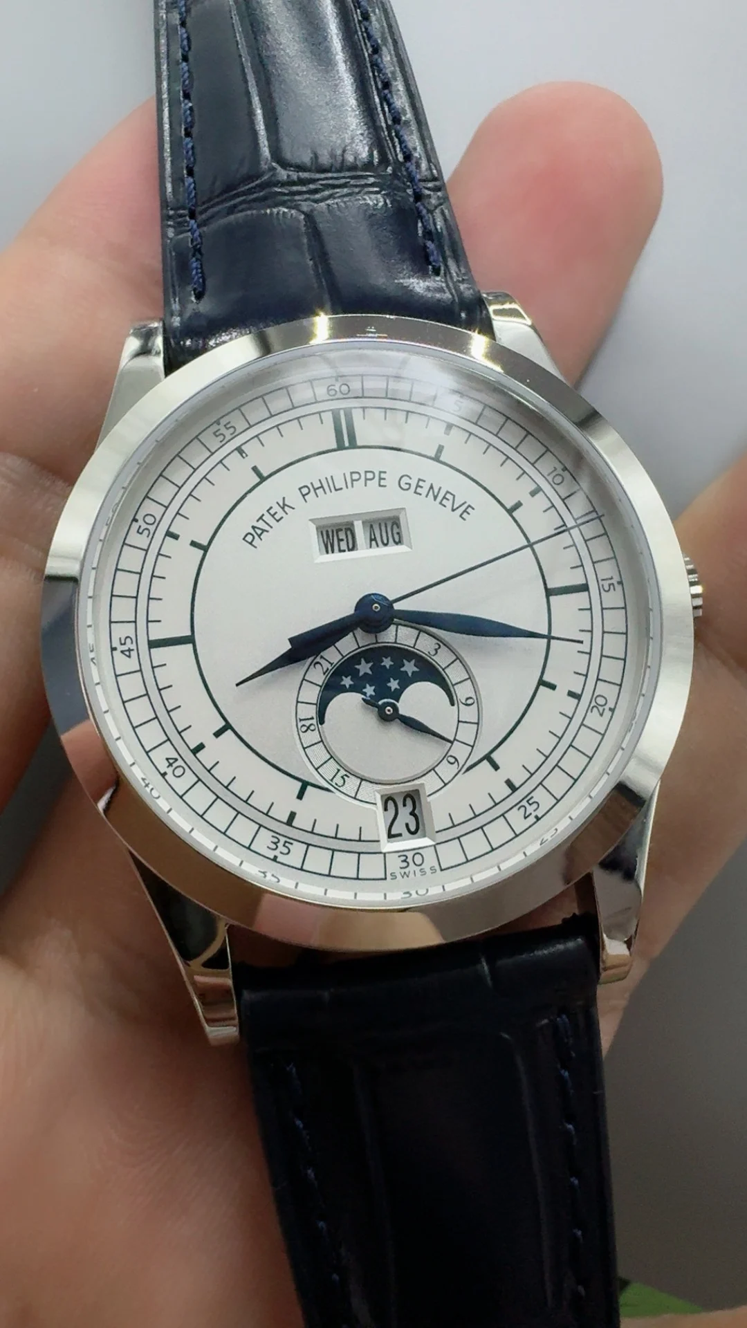 Patek Philippe, Classic Collection, Multifunctions — photographed off the sweep