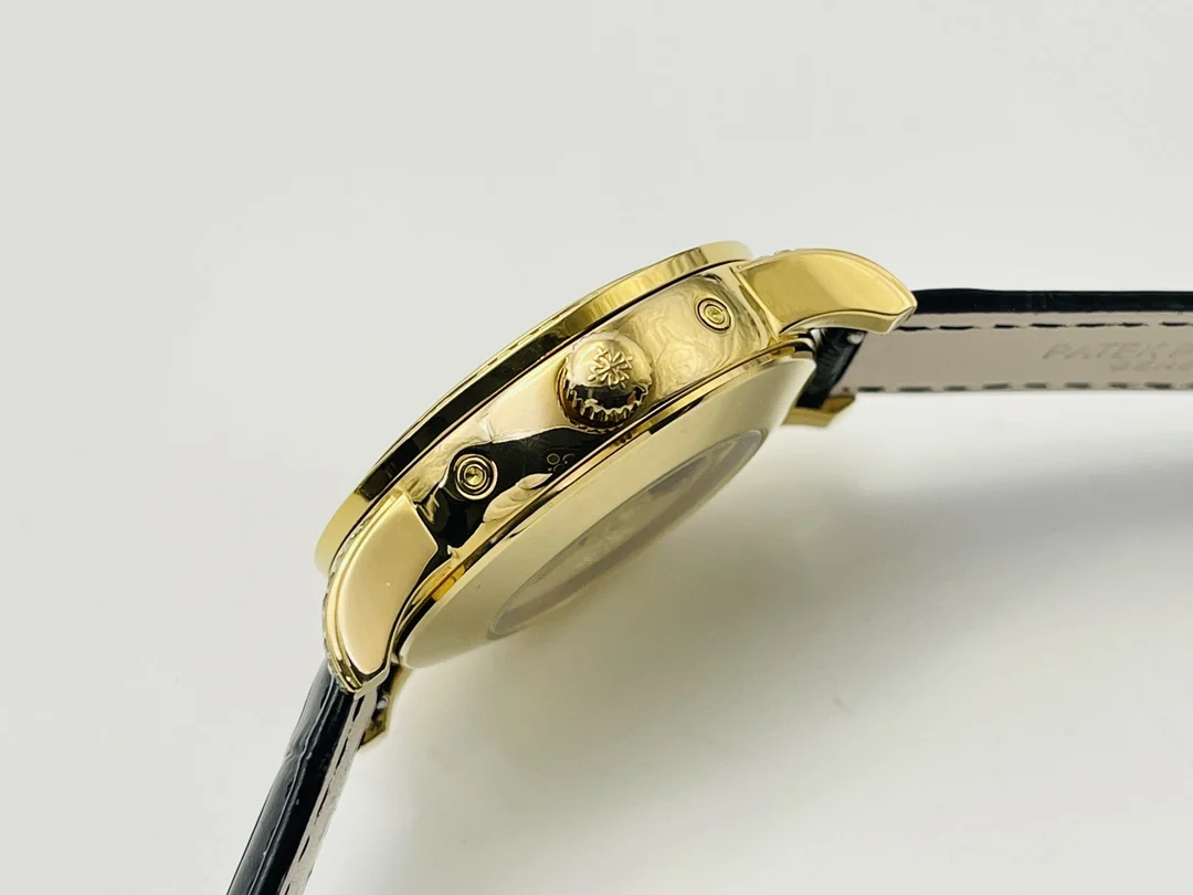 Patek Philippe Diamond-Set 42mm — photographed off the sweep
