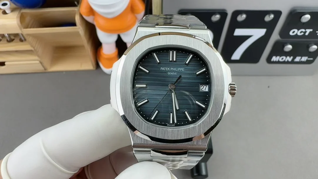 Patek Philippe Nautilus 5711 — photographed off the sweep