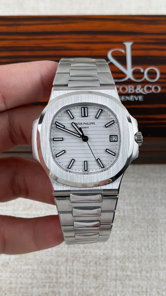 Patek Philippe Nautilus 5711