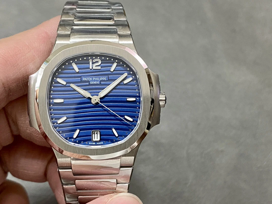 Patek Philippe Nautilus 7118 — photographed off the sweep