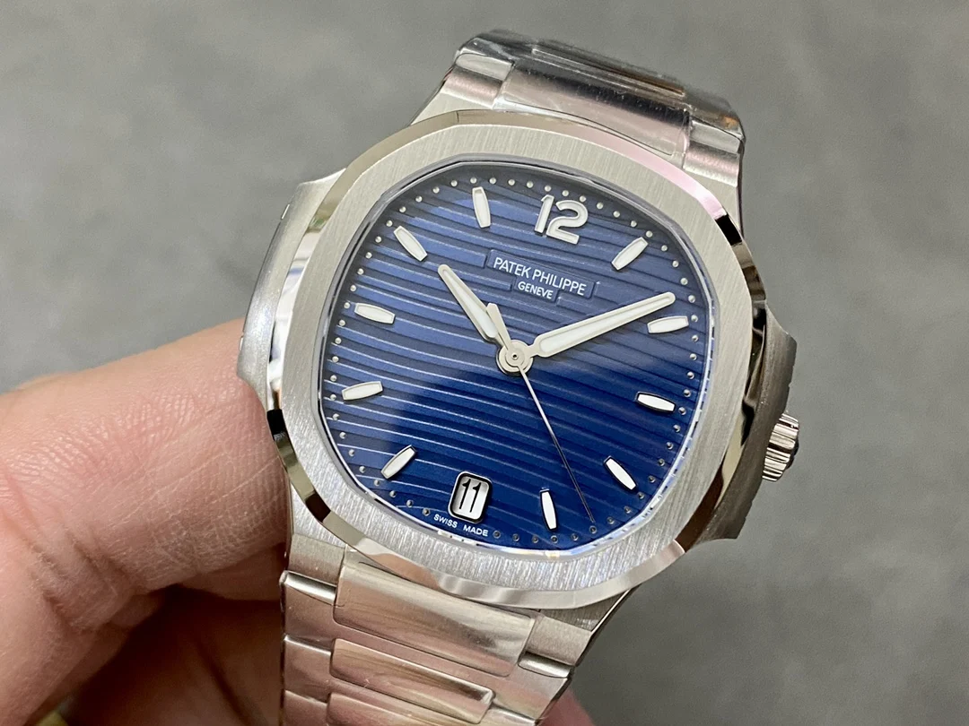 Patek Philippe Nautilus 7118 — photographed off the sweep